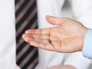 Tips for Extending an Employment Offer